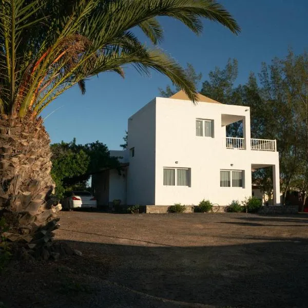 라하레스에 위치한 호텔 La Milagrosa Surf House & CoWork