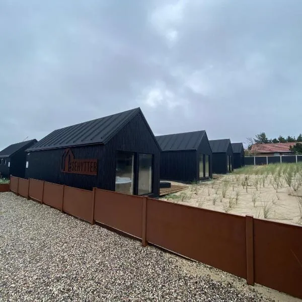 Esehytter Luxury Holiday Home near Beach, hotel i Lønne Hede