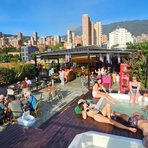 Viajero Medellín Hostel、メデジンのホテル