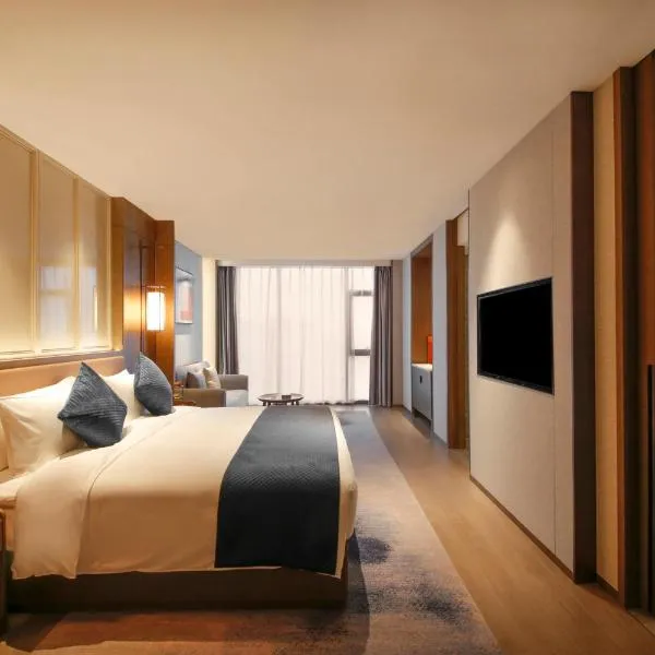 Crowne Plaza Chengdu Wuhou by IHG, hotel v destinaci Čcheng-tu