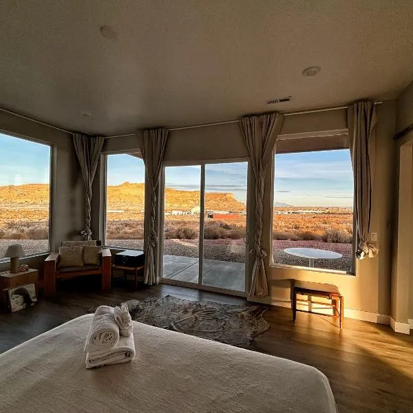 Canyon Oasis suite with Grand Mesa view, viešbutis mieste Big Voteris