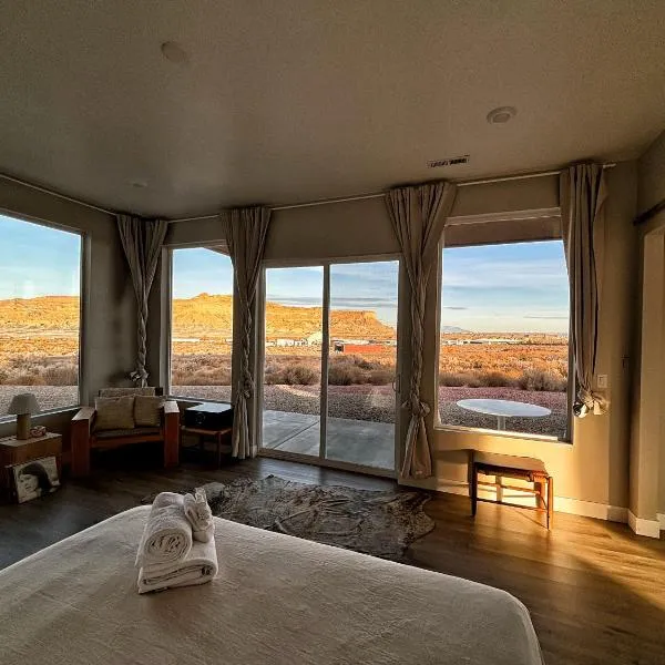Canyon Oasis suite with Grand Mesa view, hotel v destinaci Big Water