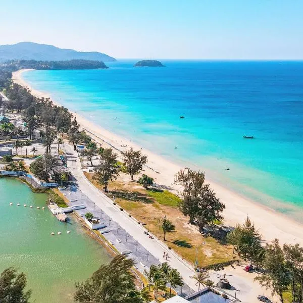 Holiday Inn Resort Phuket Karon Beach, an IHG Hotel, hotel en Karon Beach