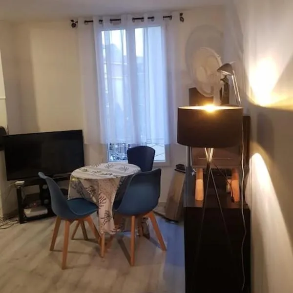 Sunny appartement close to metro