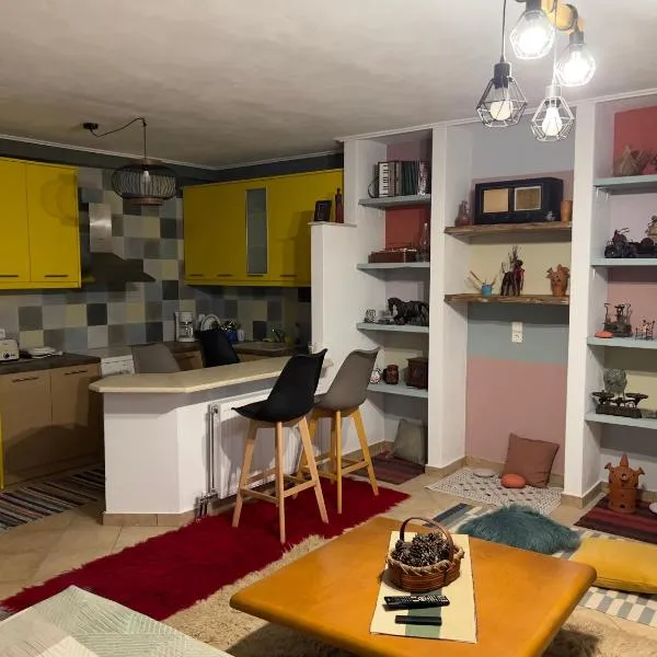 Alonaki House, hotel Amfíkliában