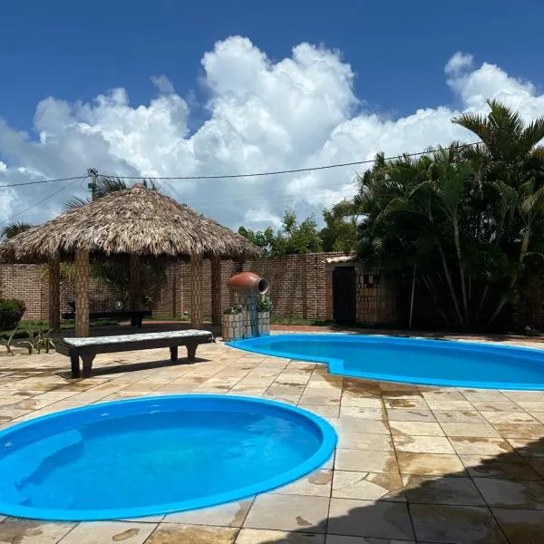 Pousada Paraíso das Falésias, hotel in Morro Branco