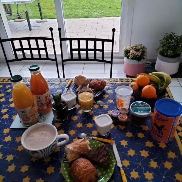 Sous le pommier, hotell i Douvres-la-Délivrande