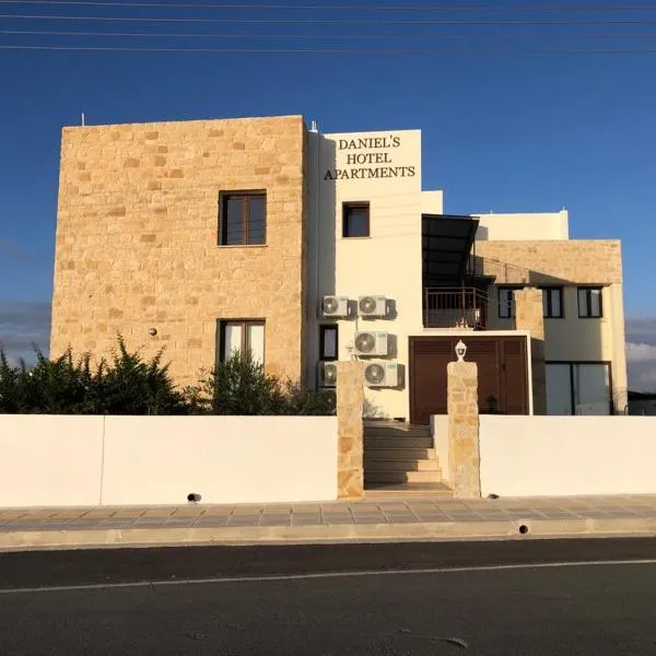 Daniel's Apartments, hotel a Paphos