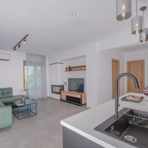 Anthemis modern & spacious, hotel in Koskinou
