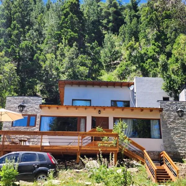 El Shaddai Casa de Montaña, hotel em Lago Puelo