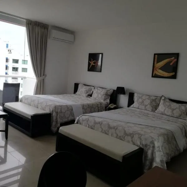 Playa Blanca Town Center Suites, מלון בריו אטו