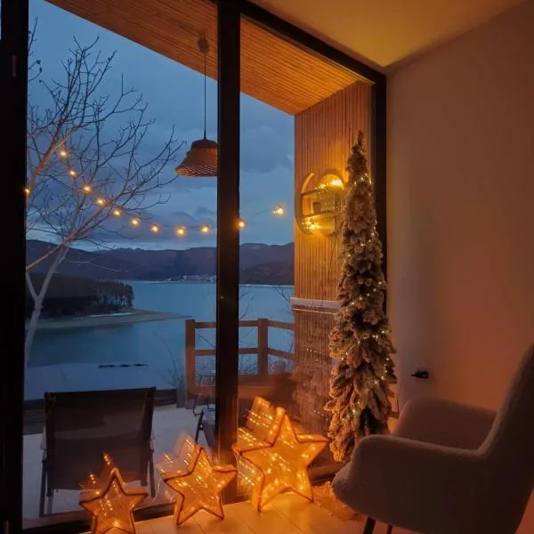 Moon Lake Bicaz - Casa Imero, hotel v destinaci Buhalniţa