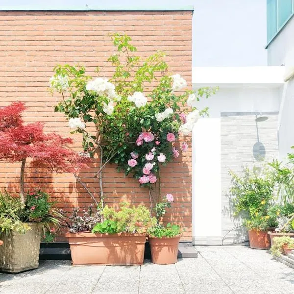 B&B Vimo - Appartamento con terrazzo privato Milano San Raffaele - Vimodrone, hotel en Vimodrone