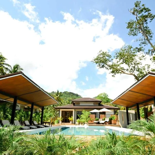 ISORA RESORT Puerto Galera, hotel v destinaci Puerto Galera