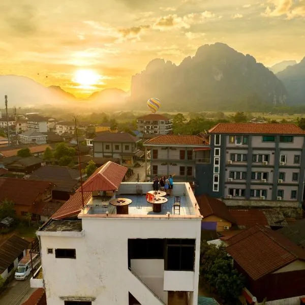Easy go backpacker hostel, hotel in Vang Vieng