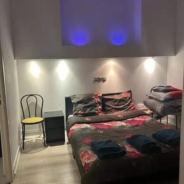 Superbe appartement avec parking gratuit, hotel di Vaulx-en-Velin