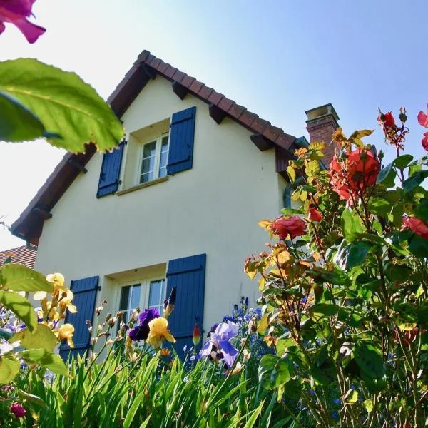 Gîte Les Chênes, hotel v destinaci Villeneuve-les-Sablons