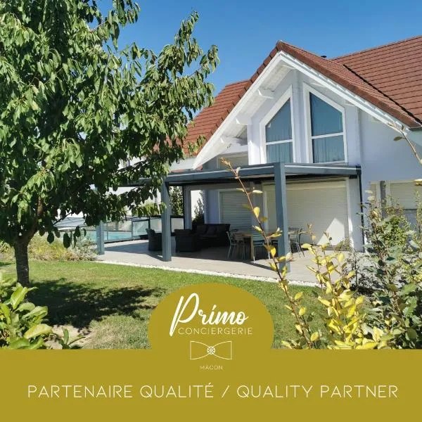 Gite de Mortagne, Chalet avec Piscine - BY PRIMO C0NCIERGERIE, hotel en Gigny-sur-Saône