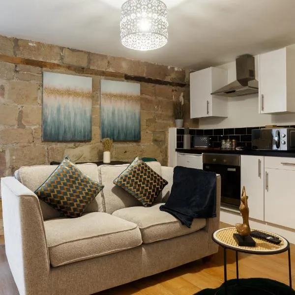 Cute Duplex Apartment in Leeds, hotel in Kirkstall