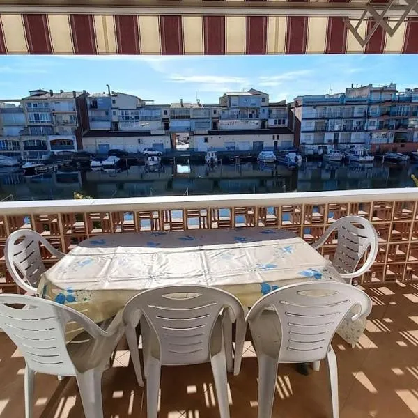 Apartamento ideal para relajarse, hotel in Empuriabrava