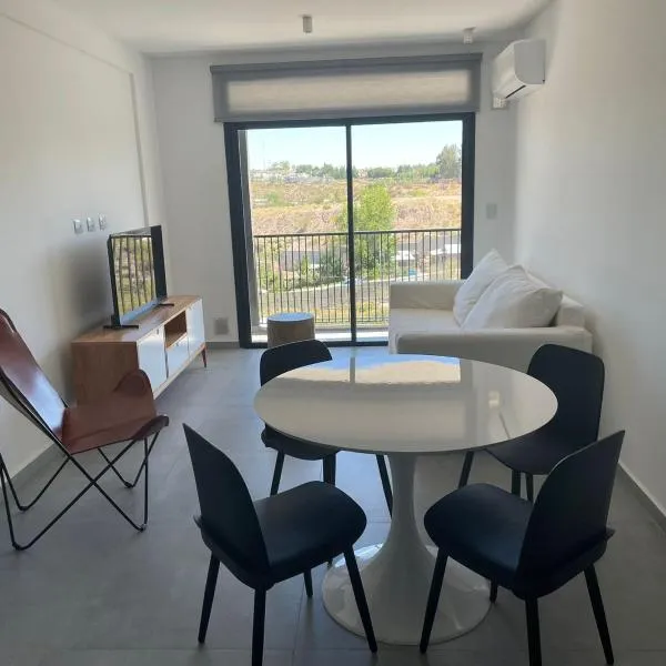 Apartemanto Luxury vistas Nqn 1 bed, hotel v destinaci Neuquén