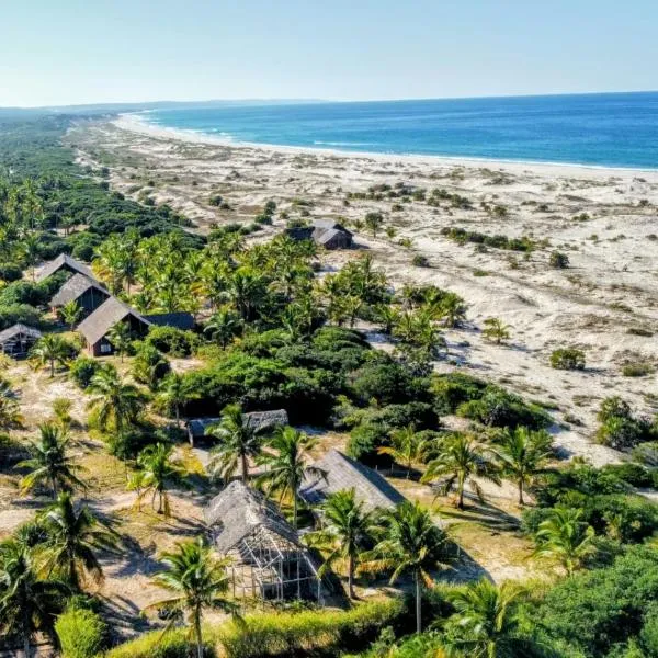 Morrumbene Beach Resort, hotel v destinaci Morrumbene