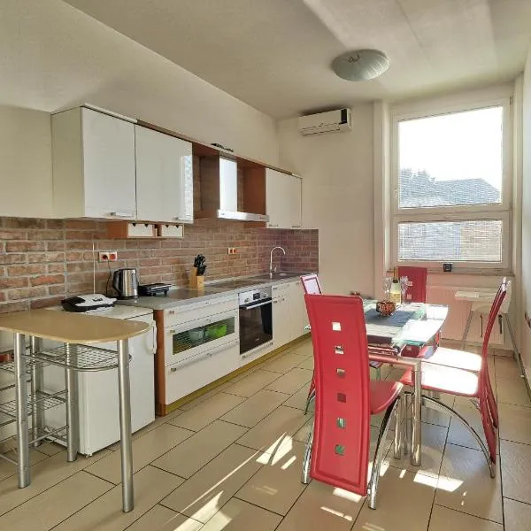 Apartment Ken near Terme Paradiso, hotell sihtkohas Dobova