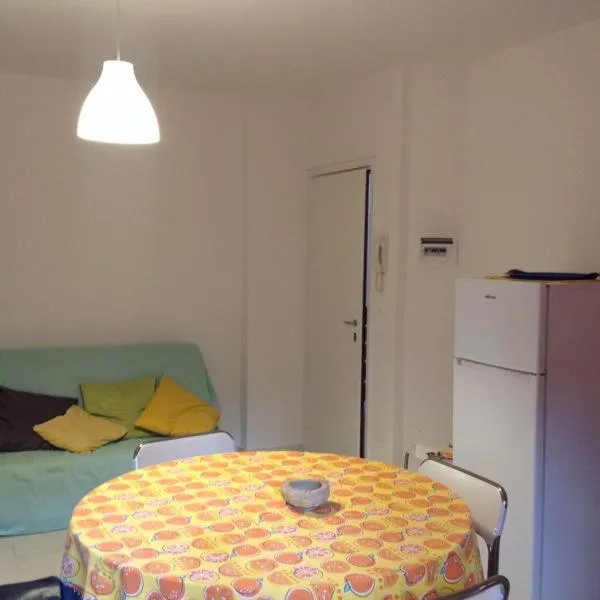 Lido degli Estensi - condominio Ravenna, hotel v destinaci Lido degli Estensi