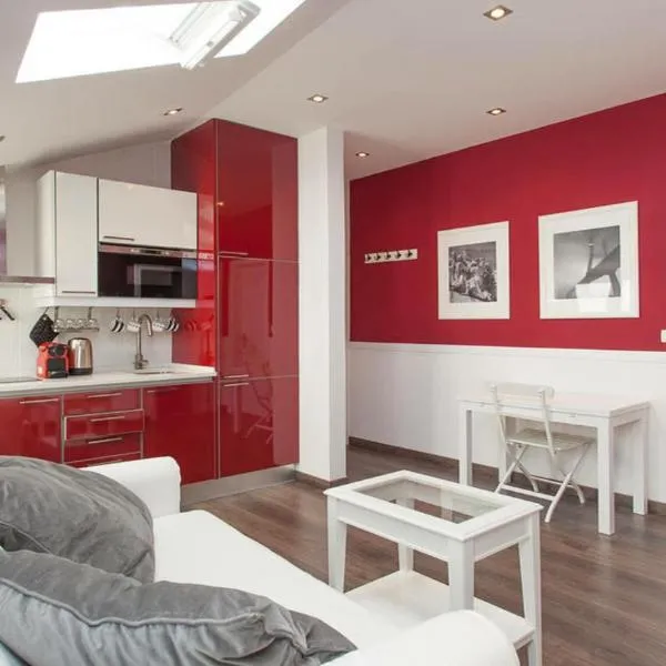 HISTORIC CENTER DESIGNER Apartments