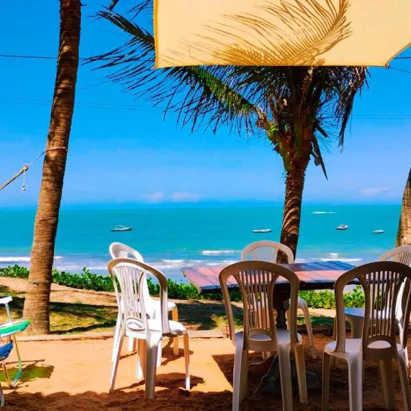 Casa da Peroba Sol - Pé na Areia - Praia da Peroba - Icapuí, hotel in Icapuí