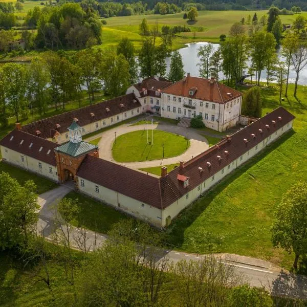 Rogosi mõisa apartment, hotel v destinaci Ruusmäe