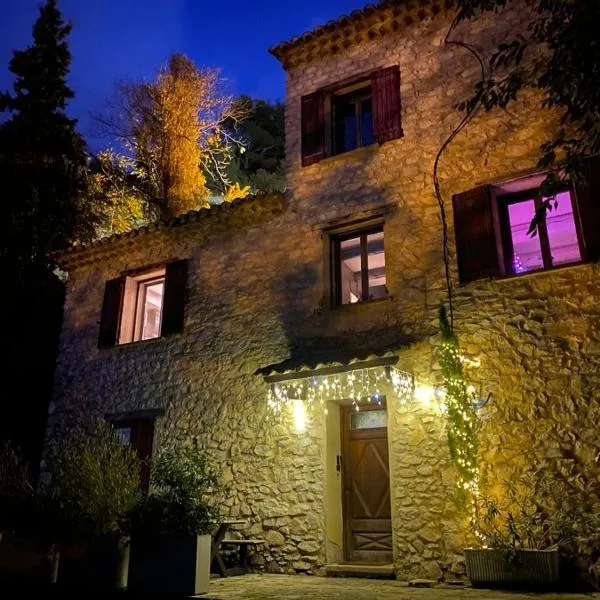 LA TRUFFIERE DE SEGURET: Séguret şehrinde bir otel