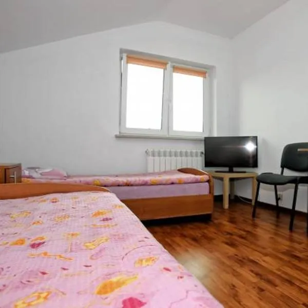 Noclegi Pracownicze LAZUR, hotel v destinaci Ciechanów