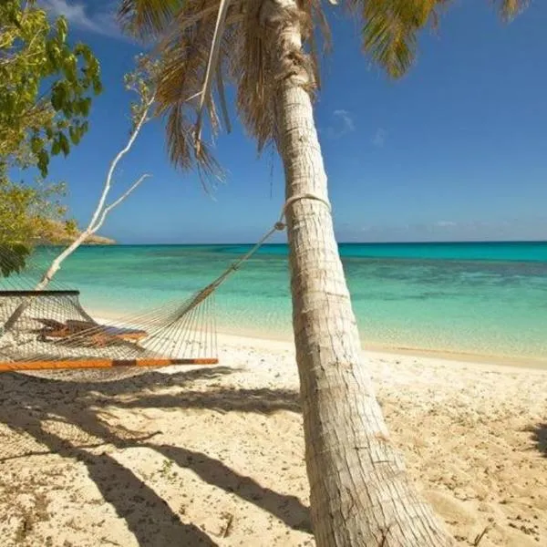 S@fe Landing Lodge, hotel a Nacula Island