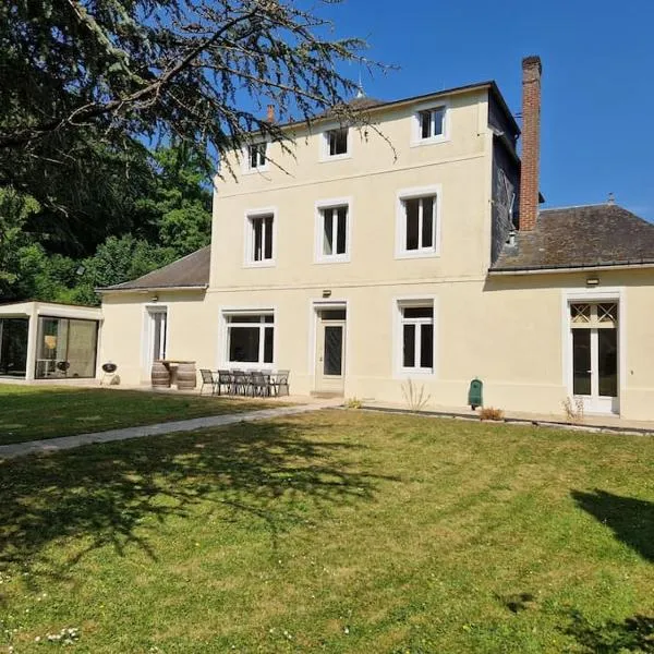 Magnifique Maison de Campagne, hotel in Saint-Hellier