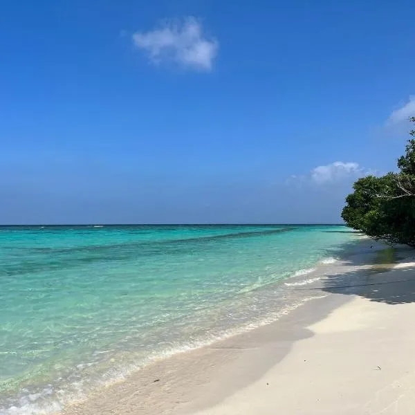 PrivHotel - Himandhoo, отель в Химанду