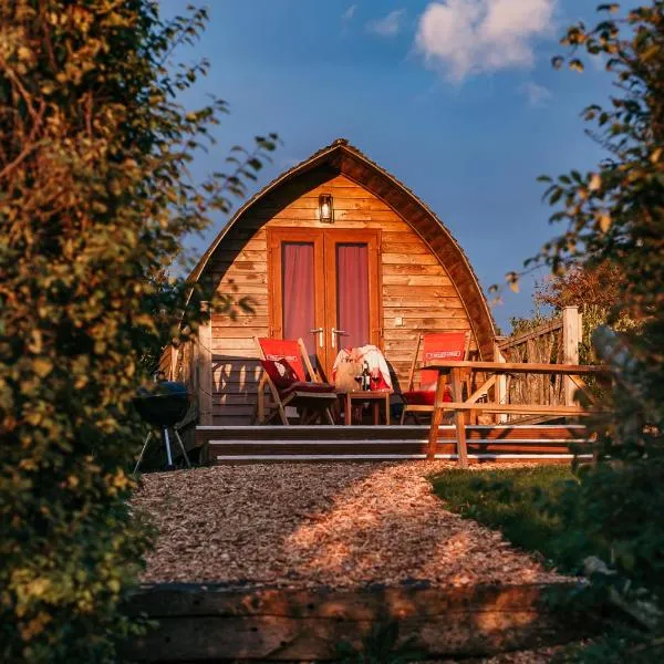 Eco Pod 1 At Tapnell Farm, hotel in Freshwater