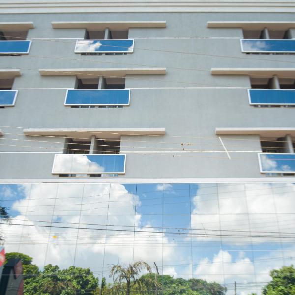 HOTEL BOMBONATO UBERABA - Fácil Acesso ao Aeroporto e parque de Exposições ABCZ - Foto 3