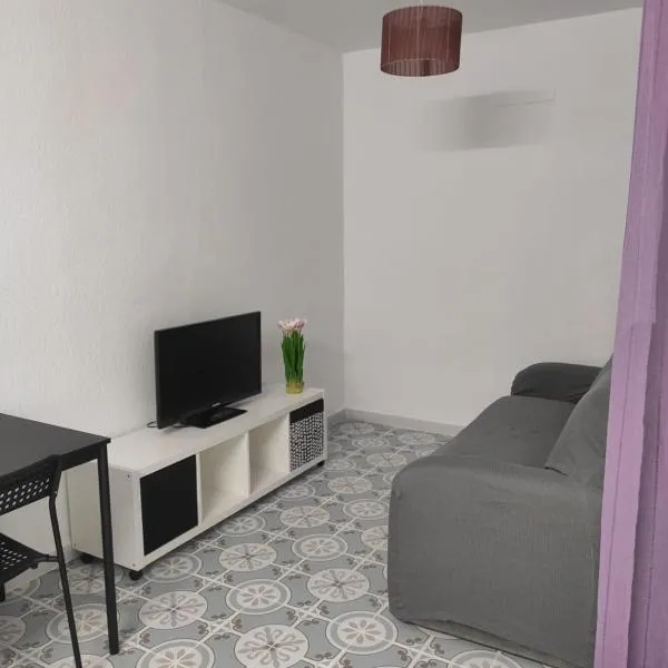 Bonito apartamento en castillo san Felipe Nijar, hotel en Níjar