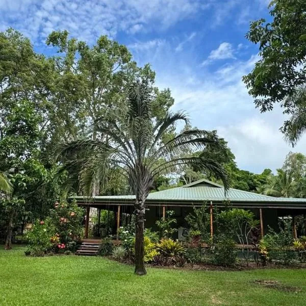 Paperbark Retreat, hotell i Cooktown