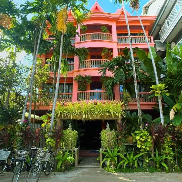 Golden Butterfly Villa, hotel in Phumĭ Phnŏu