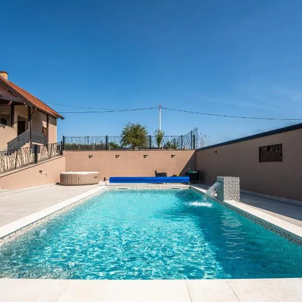Holiday home Villa Antique, hotel in Bjelovar