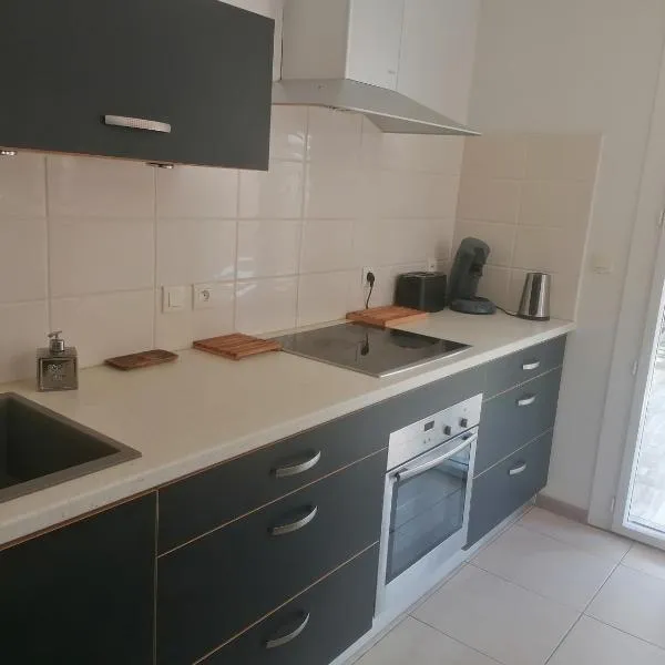 Maison nature proche Bassin d'Arcachon, ξενοδοχείο σε Arès
