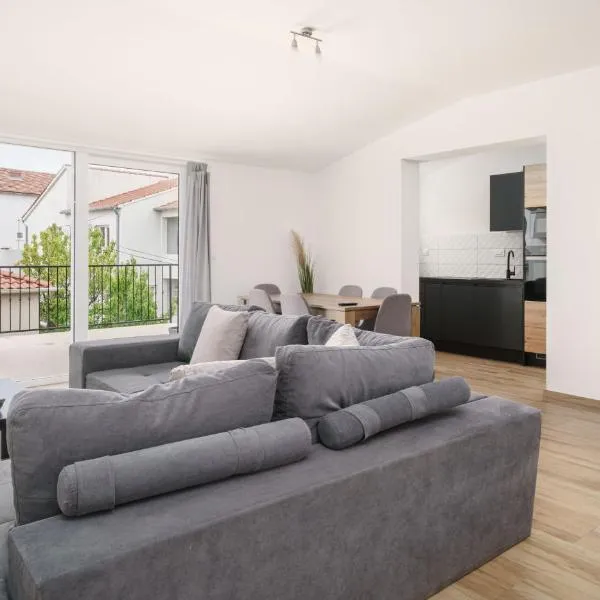 Mango Tourist Apartment, hotel en Vodice