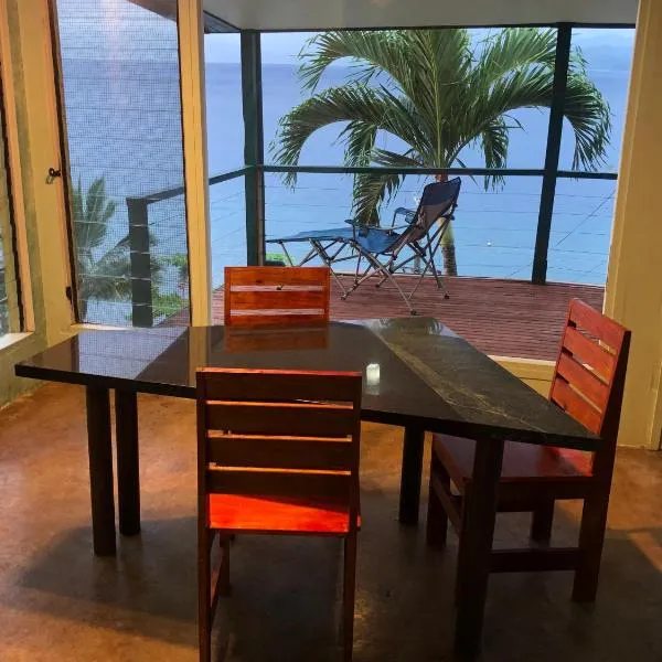 Limericks by the Sea, hotel v destinaci Savusavu