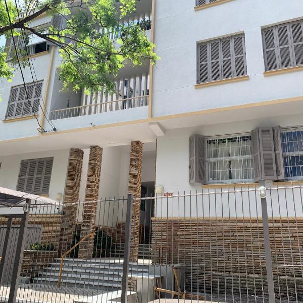 Apto aconchegante com 3 dormitorios bem localizado