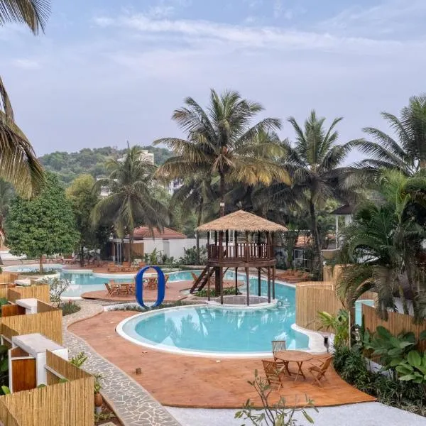 Azora by Ayatana, Goa, hotel u gradu 'Morjim'