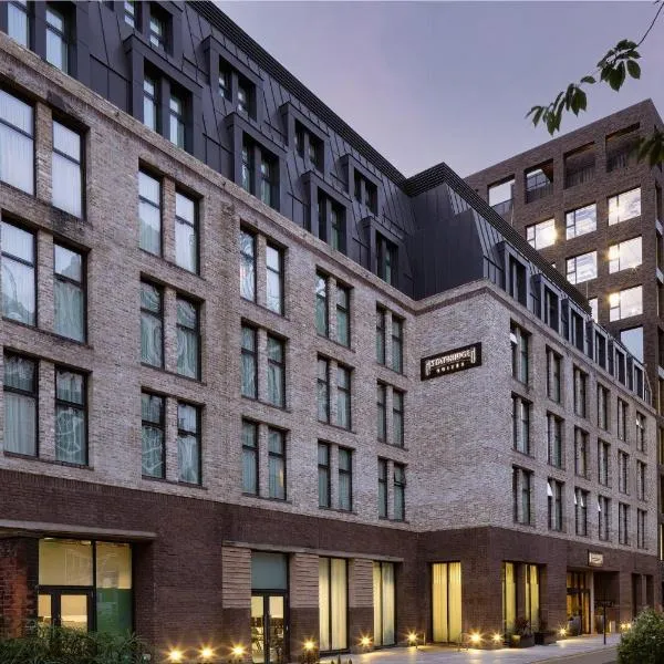 Staybridge Suites London-Vauxhall by IHG, hotel in London