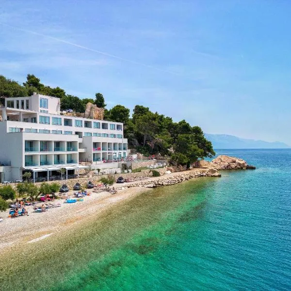Hotel Saint Hildegard, hotel v Omise