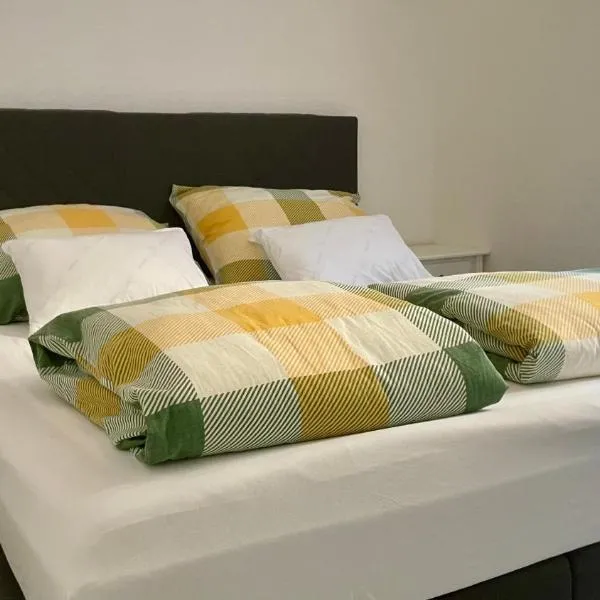 Zentrale, moderne Innenstadtwohnung, Hotel in Graz